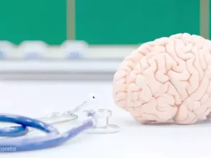 درمان آنوریسم مغزی به چه صورت است؟