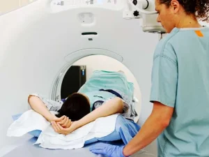 ام آر آی فیبروم رحم